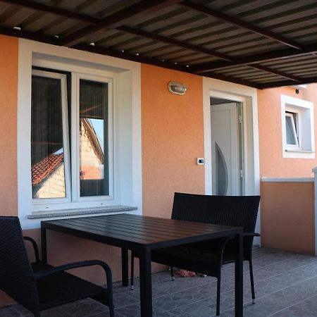 Nona Lili Apartment Izola Dış mekan fotoğraf