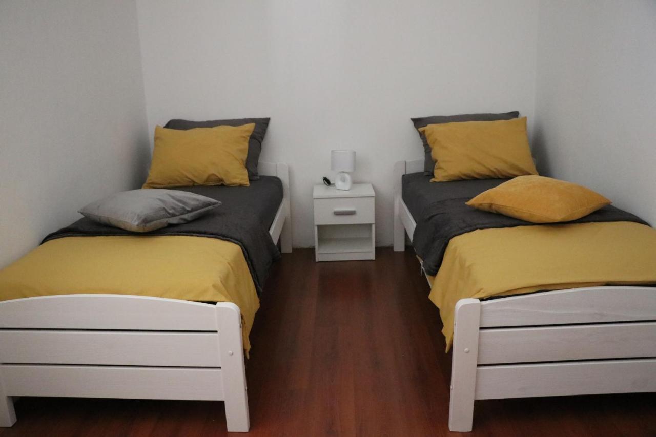 Nona Lili Apartment Izola Dış mekan fotoğraf