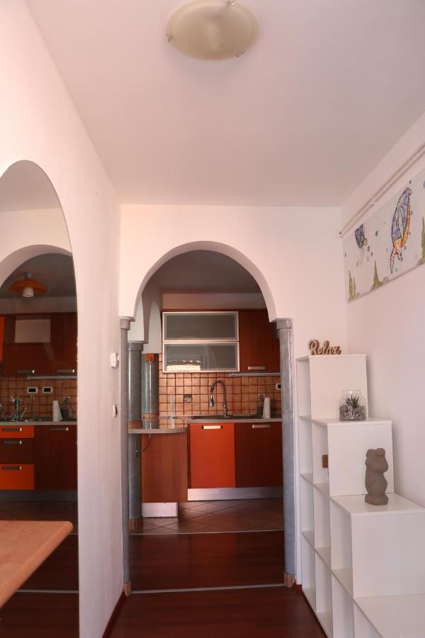 Nona Lili Apartment Izola Dış mekan fotoğraf