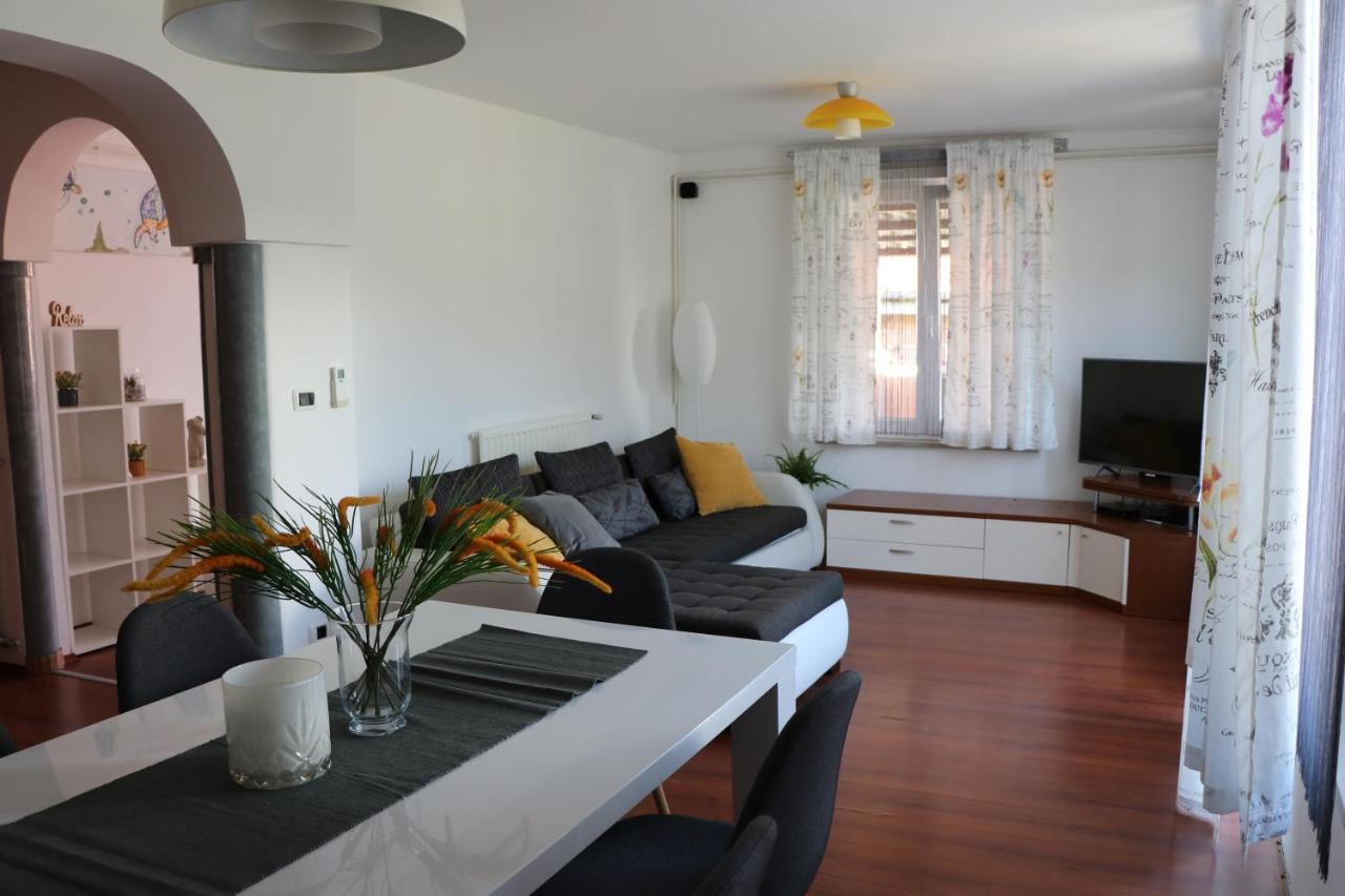 Nona Lili Apartment Izola Dış mekan fotoğraf
