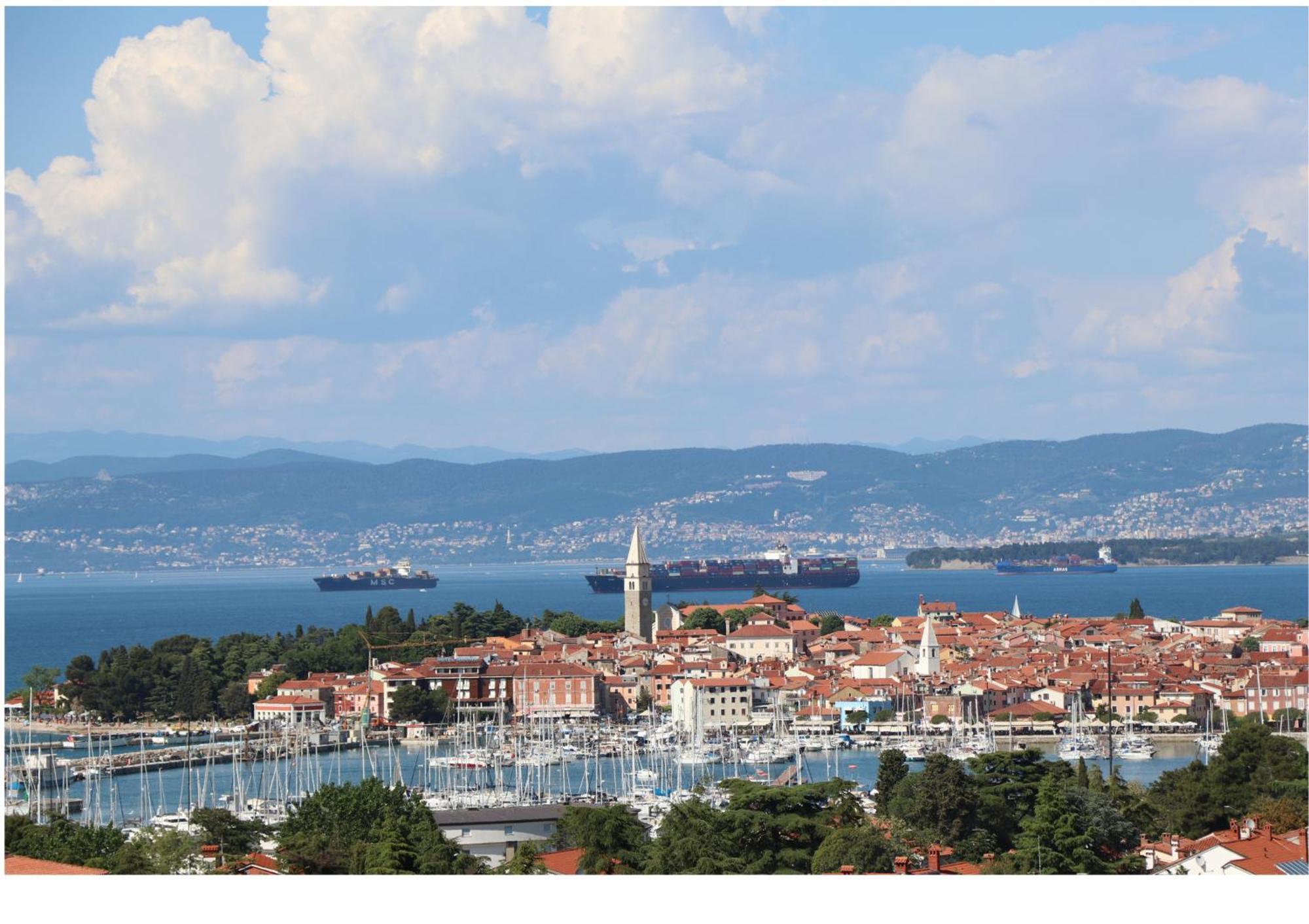 Nona Lili Apartment Izola Dış mekan fotoğraf